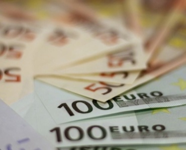 Kursy walut pod kontrolą: jak firmy mogą ograniczyć ryzyko i chronić marżę?