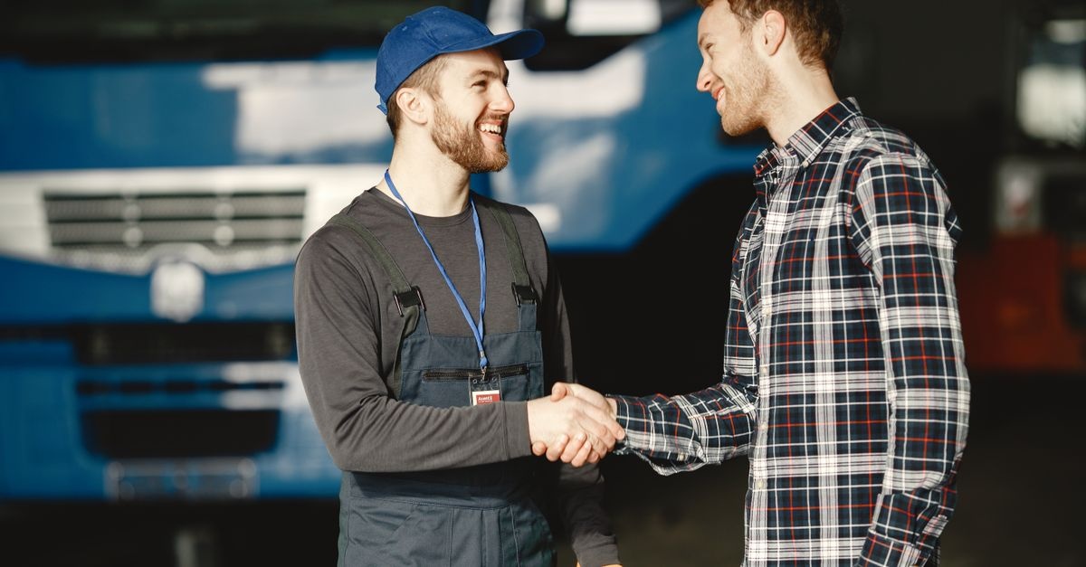 Partner w transporcie na lata: jak zbudować niezawodną współpracę z przewoźnikiem i zyskać spokój w logistyce