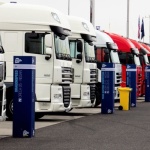 Wolne pojazdy transportowe: jak znaleźć dostępny transport szybciej i taniej?