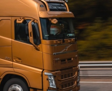 Giełda transportowa bez tajemnic: jak działa i jak szybko znaleźć ładunek lub przewoźnika